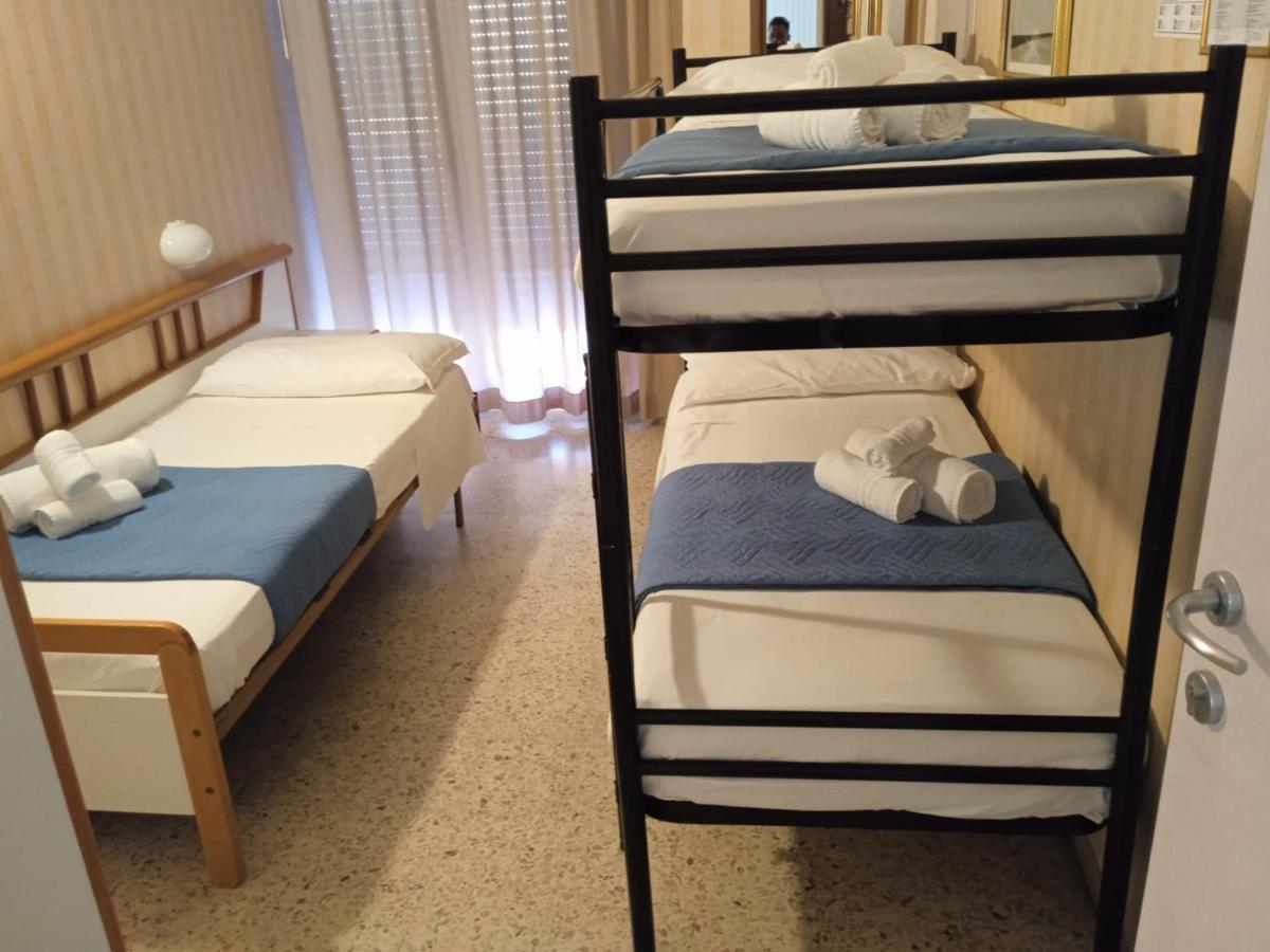 Club Hotel Residence Cesenatico Luaran gambar