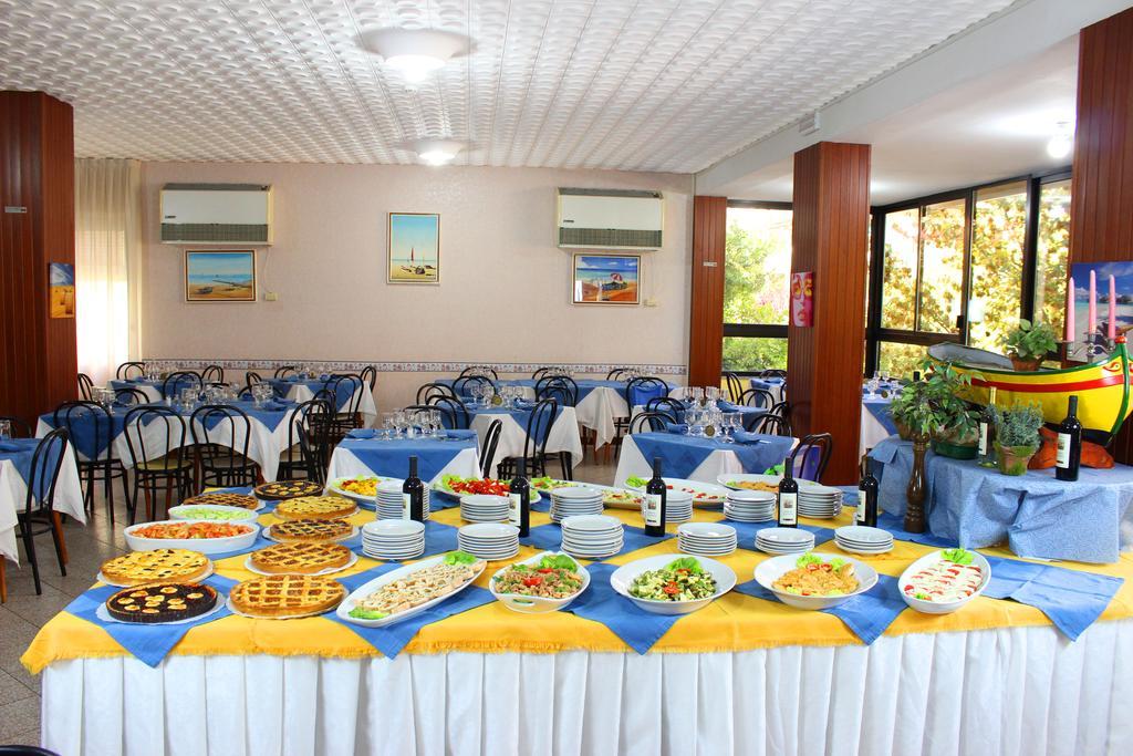 Club Hotel Residence Cesenatico Luaran gambar
